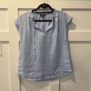 Lord & Taylor Women's Light Blue Blouse 100% linen size Medium EUC